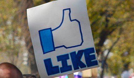 Символу «Like» в Литве поставят памятник Символу «Like» в Литве поставят памятник